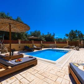 Artemis Prasoudi Beach, hotel a Halikounas
