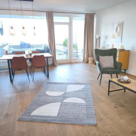 Schleizauber Ferienwohnung mit Wasserblick und einer großzügigen Terrasse, hotel di Schleswig