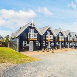 4 person holiday home in Blåvand: Blåvand şehrinde bir otel