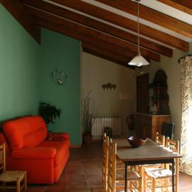 Viesnīca Apartamentos Casa Vidal pilsētā Adahuesca