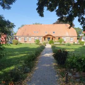 Hotelpension Pfarrhaus, hótel í Alt Schwerin