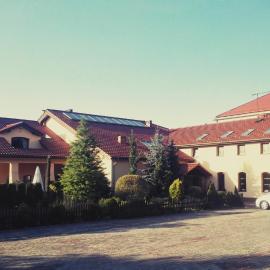 Zajazd Idylla, hotel i Sierakowice