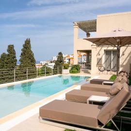 Suite Home Villas with Private Pools by Explore Andros, Hotel in Ándros