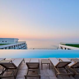Sea Reflections in Infinity Pool & Spa Resort