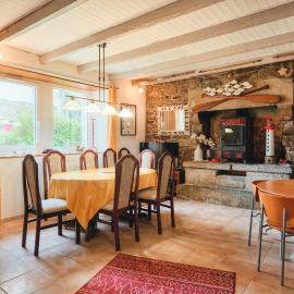Maison partagée - Moulin de Kerellec, hotel in Plougoulm