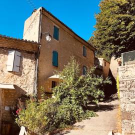 House in Drôme Provençale, hotel a Saint-Nazaire-le-Désert