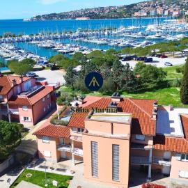 SUITA MARINA - Near Beach with Terrace & 2 Parking Spaces at Marina Portoroz