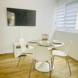 Swiss studio, hotel din Meljine