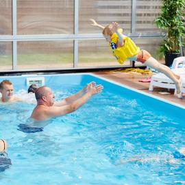 Ośrodek Wypoczynkowy Familifan, hotel in Dziwnówek