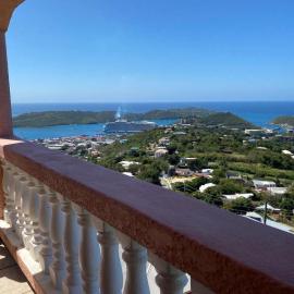 The Pink House, Saint Thomas, Ocean View, hotel di Contant