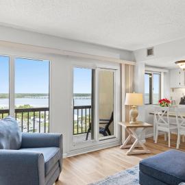 Pinnacle Port A-701, Hotel in Carillon Beach
