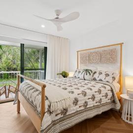 The Nines at Noosa Keys Resort - free moped!