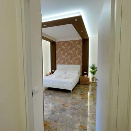 SIS HOUSE Apartment - Deluxe Apartment in Anzio City Center, 100m from the Sea, Hotel in Anzio