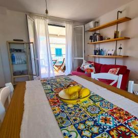 Ariammare - small penthouse