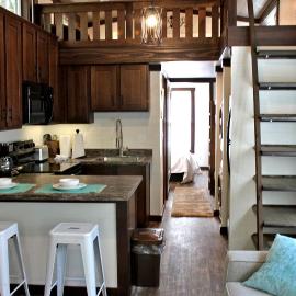 Glorious Cabin with Stunning Sights in Monteagle, Tennessee