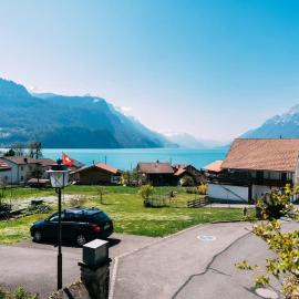 The Timber Apartment in Brienz