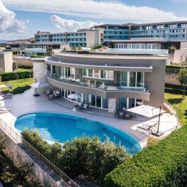 Grand Villas Adriatic situated within luxury golf & spa resort Hotel Adriatic, hotel a Savudrija