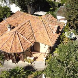 Charming Villa- Near the BEACH- Free parking - Rome Airport, hotel a Fregene