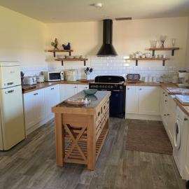 Country Retreat Sleeps 2 near Cymyran beach