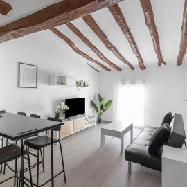 Alcoy Old Town - Reformed Penthouse with AC and wifi