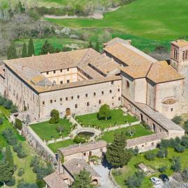 Monastero Sant'Anna in Camprena, готель у місті П'єнца