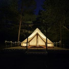 Whispering Pines, hotel a Altsorgefeld