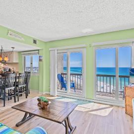 Pinnacle Port Penthouse11, Hotel in Carillon Beach