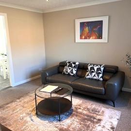 Kelpies Serviced Apartments Hamilton- 2 Bedrooms, hotel in Falkirk