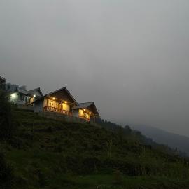 Hill Garden Homestay, ξενοδοχείο σε Uttarey