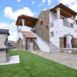 2 Bedroom Beautiful Apartment In Olia Speciosa