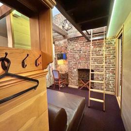 Victorian Loft Living Hotel 22