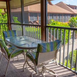 Stylish pet friendly beachside retreat on Sanibel Island - Signal Inn 01, hotelli kohteessa Sanibel