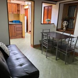 Casa cerca del CC Titán con seguridad Privada, hotel in Bogotá
