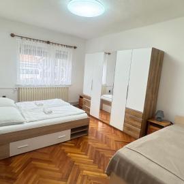 Pingvin Cukrászda Apartman