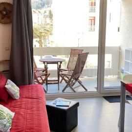 Appartement face aux thermes Allevard, hotel en Allevard