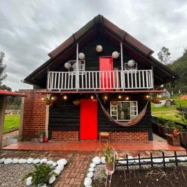 La cabaña de la abuela, hotel in Sutatausa