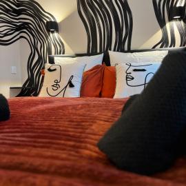 Suite romantique - Jolies Courbes, hotel en Broons