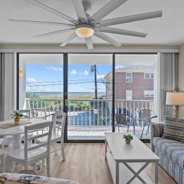 Paradise Towers #104, hotel in Carolina Beach