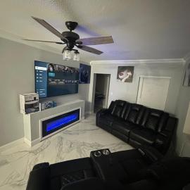 Luxury Entertainment home Hard rock stadium, hotell sihtkohas Opa-locka