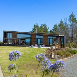 Skyline Lodge - Leigh Coastal Paradise, hotel a Warkworth