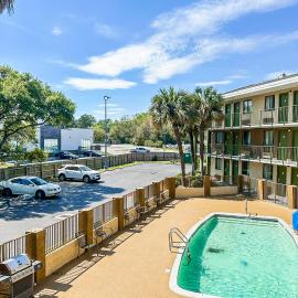 OYO Hotel Mobile, AL I-65 at Airport Blvd, hotel en Mobile