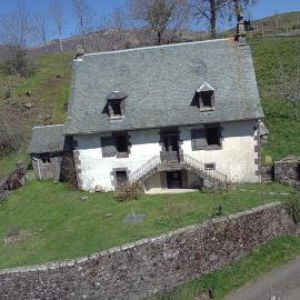 La ferme du Liaumiers, hotel in Saint-Cirgues-de-Jordanne