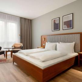 Ramada by Wyndham Duesseldorf Ratingen, hotelli kohteessa Ratingen