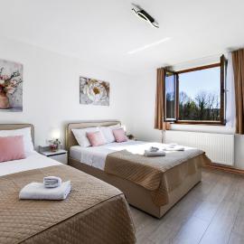 Apartment Mlađen – hotel w mieście Rastovača