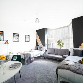 Open Mind Property - 1 Bedroom, 2 Beds & 4 Guests, ξενοδοχείο σε Μπόγκνορ Ρέτζις