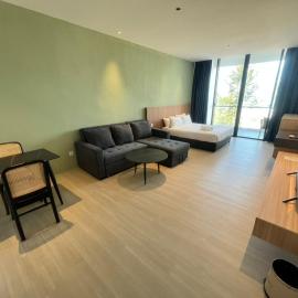 Sematan Roxy Beach Apartment: Sematan şehrinde bir otel