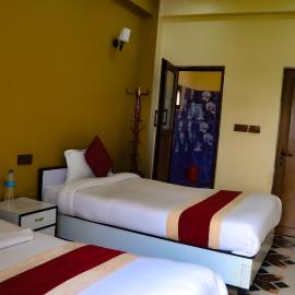 Hotel Flycatcher Chitwan- A jungle Safari Home