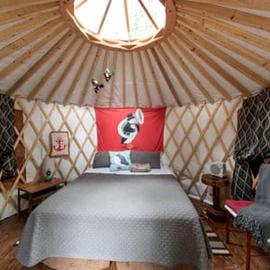 Alaskan Yurt Glamping, Perfect for a Couples Getaway, khách sạn ở Seward
