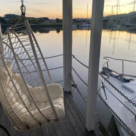 On the water boat House, hotel in Whangarei