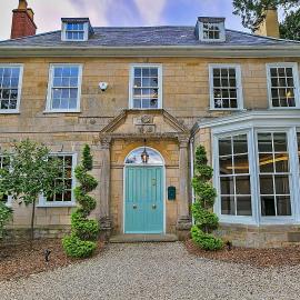 Finest Retreats - Ttich Manor Retreat